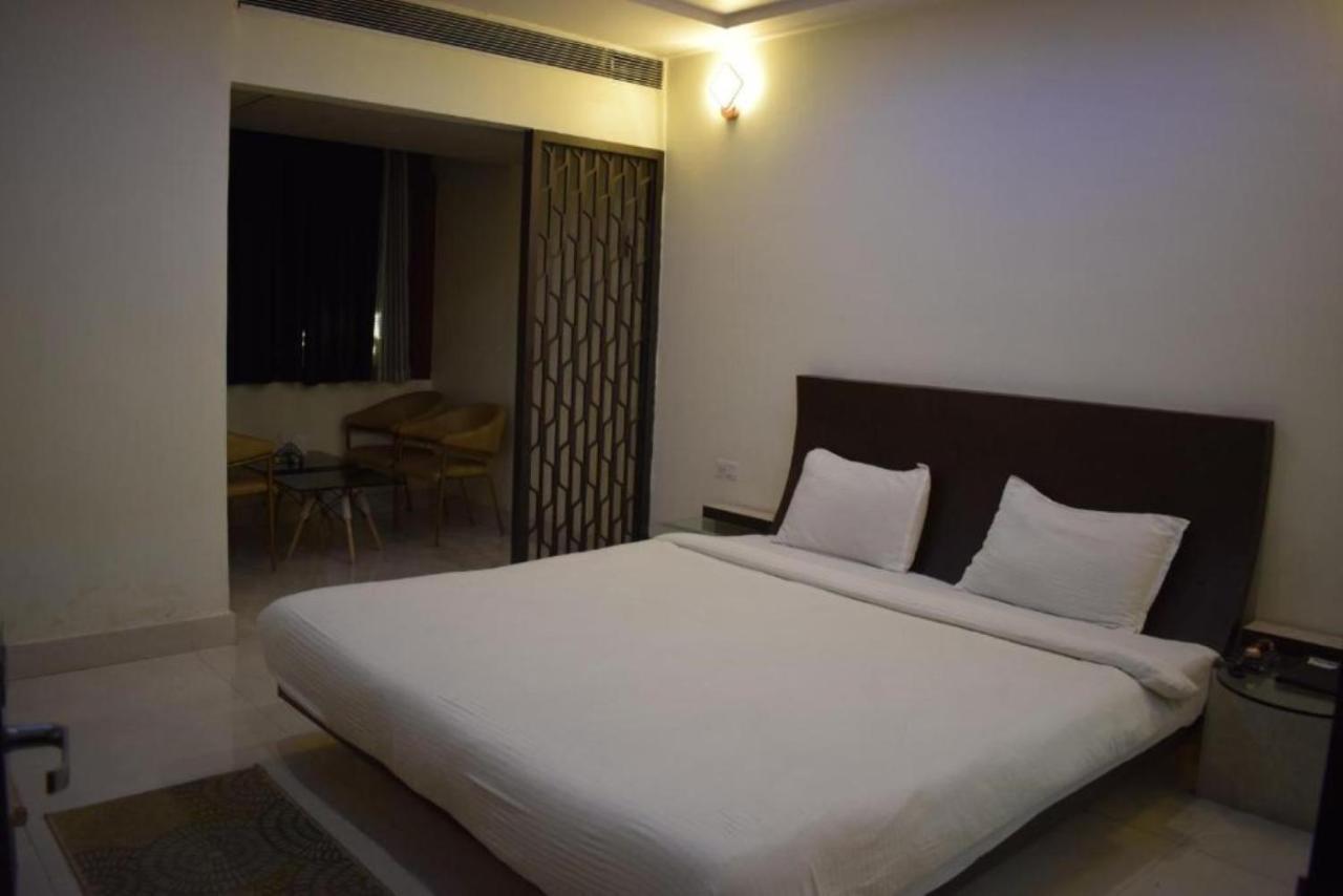 Hotel The Hills, Ambikapur Exterior foto
